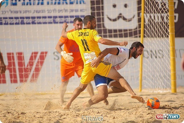 חדרה מחוץ לפלייאוף (סטראבו)